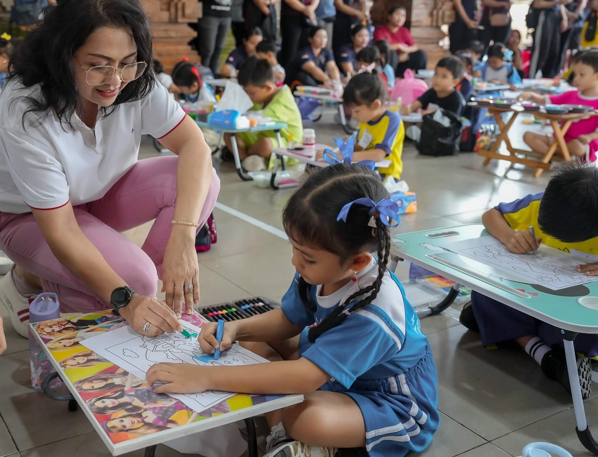 Bunda PAUD Badung menghadiri Ambawarna Raya Hari Anak Nasional di Abiansemal