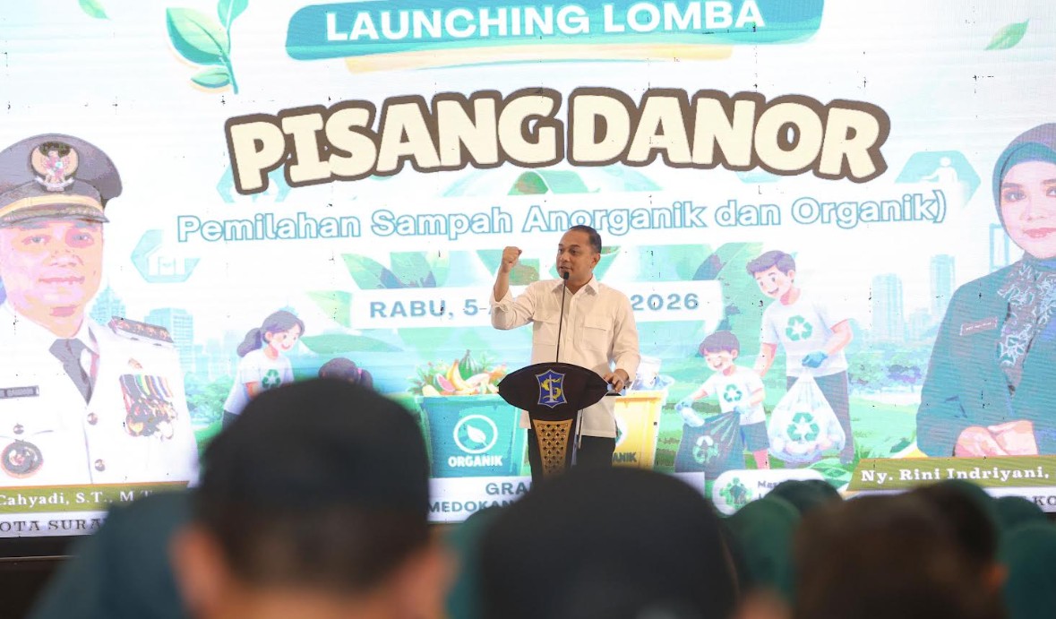 Eri Cahyadi menginstruksikan ASN Surabaya memilah sampah dari rumah.