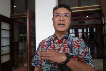 Pencurian Fasilitas Umum di Taman Kota Surabaya