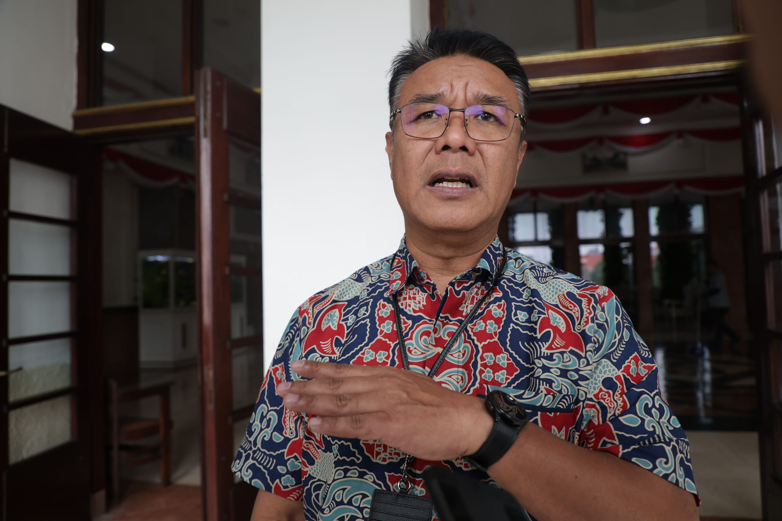 Pencurian Fasilitas Umum di Taman Kota Surabaya