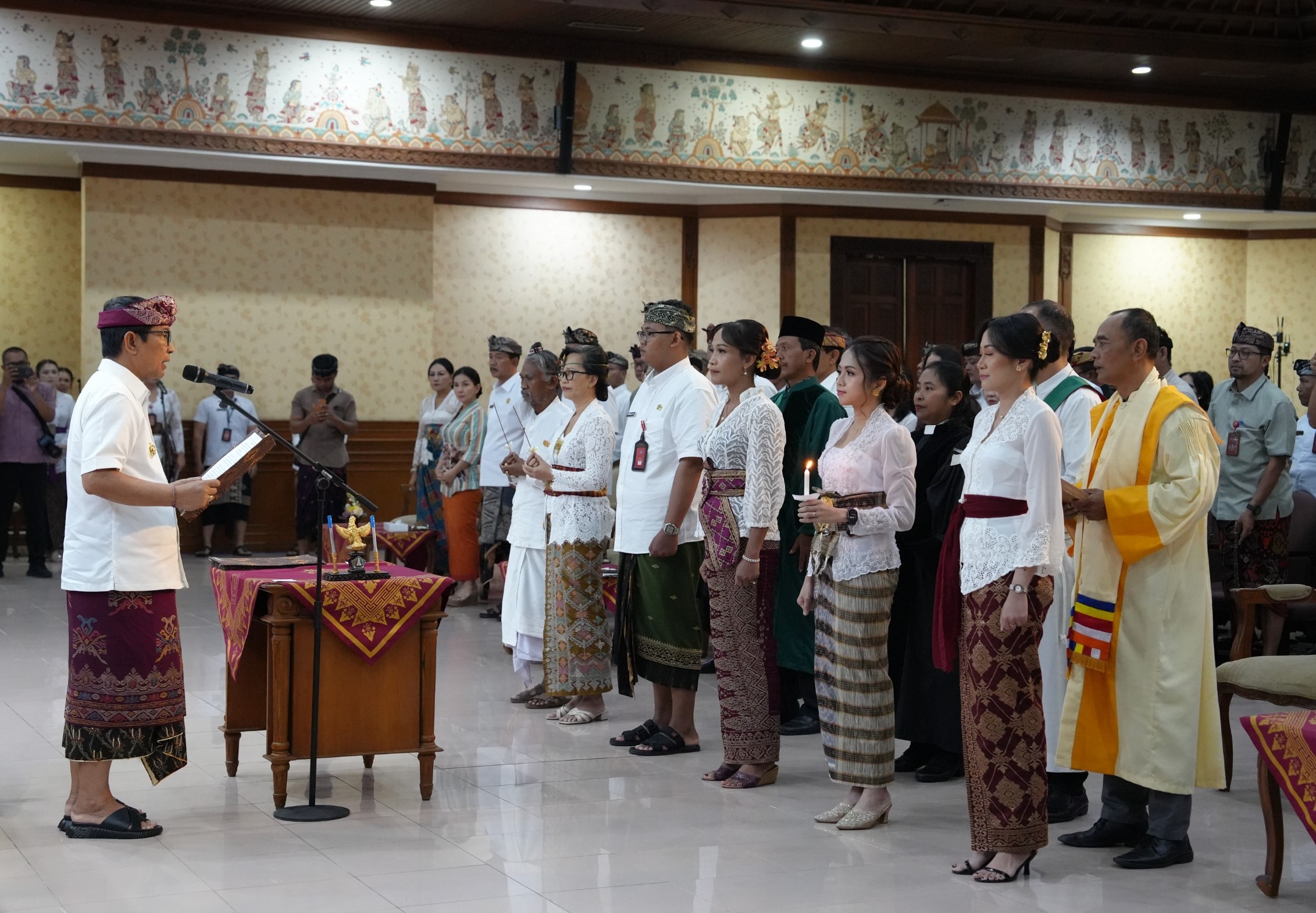 Bupati Adi Arnawa melantik 163 pejabat Pemkab Badung