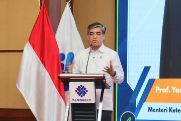Menaker Yassierli membuka program TIDP untuk talenta muda di Bekasi