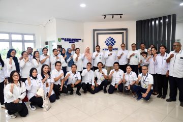 Wamenaker Afriansyah Noor saat mengunjungi Balai K3 Medan
